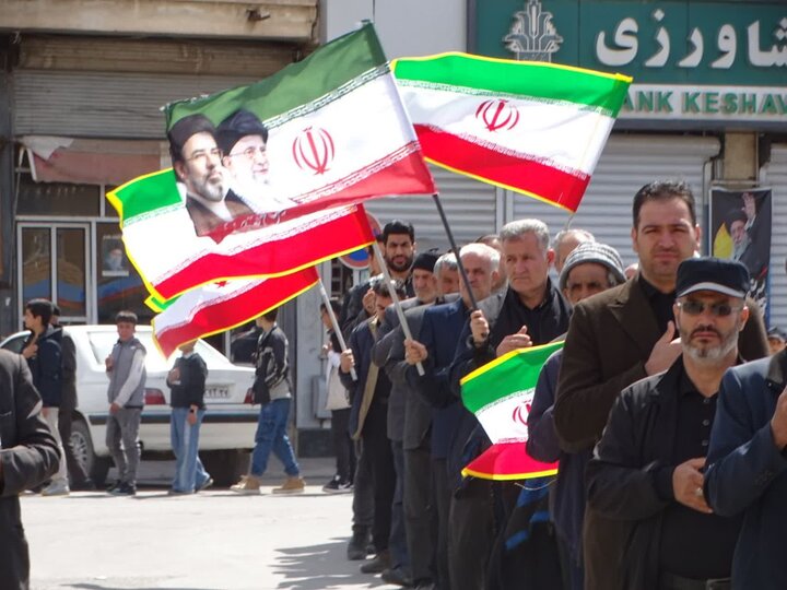 تصاویر/ برگزاری آیین سوگواری چهلمین روز شهادت «رهبر شهید» و شهدای مدرسه میناب در چهاربرج