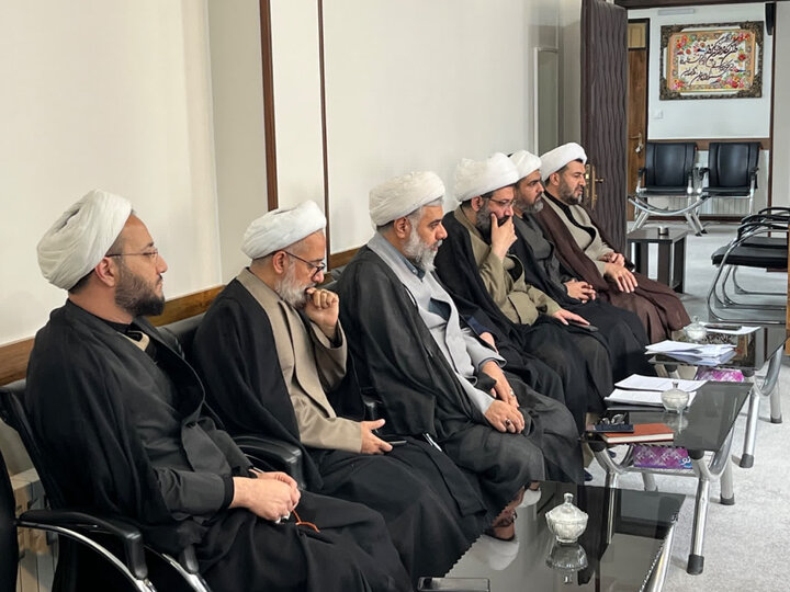 تصاویر/ برگزاری جلسه شورای تبلیغ شهرستان اسلامشهر با موضوع قرارگاه جنگ شناختی بلاغ مبین