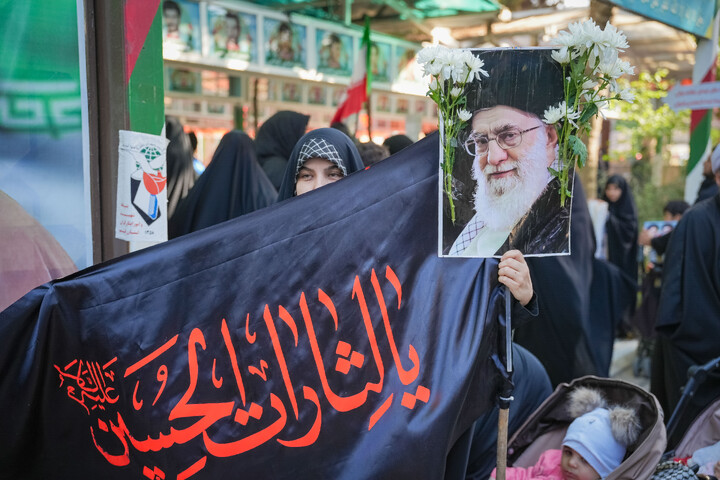 تصاویر/ دسته‌ عزای‌ چهلم‌ امام‌ شهید حضرت‌ آیت‌الله‌ سید علی‌ حسینی‌ خامنه‌ای (رحمة الله علیه) و ابراز همدردی‌ با حزب‌الله‌ لبنان