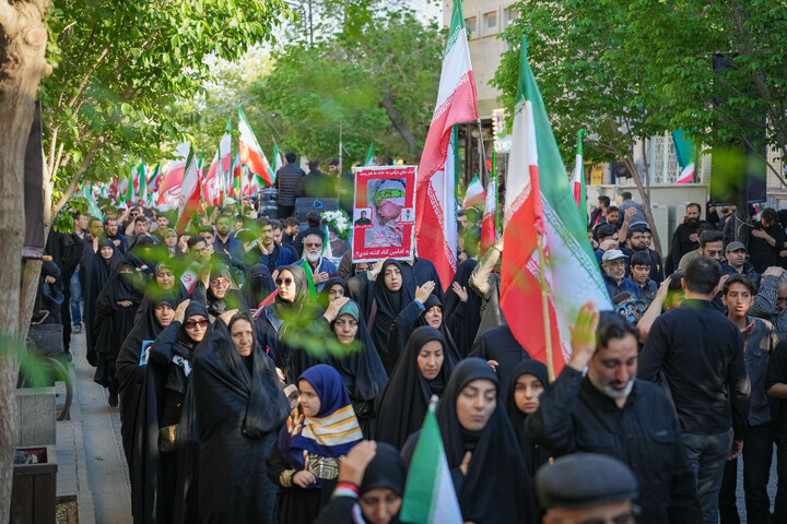 تصاویر/ دسته‌ عزای‌ چهلم‌ امام‌ شهید حضرت‌ آیت‌الله‌ سید علی‌ حسینی‌ خامنه‌ای (رحمة الله علیه) و ابراز همدردی‌ با حزب‌الله‌ لبنان