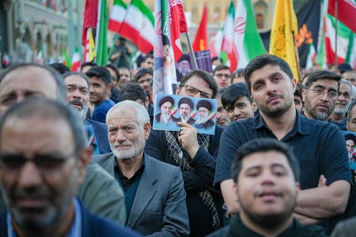 تصاویر/ دسته‌ عزای‌ چهلم‌ امام‌ شهید حضرت‌ آیت‌الله‌ سید علی‌ حسینی‌ خامنه‌ای (رحمة الله علیه) و ابراز همدردی‌ با حزب‌الله‌ لبنان