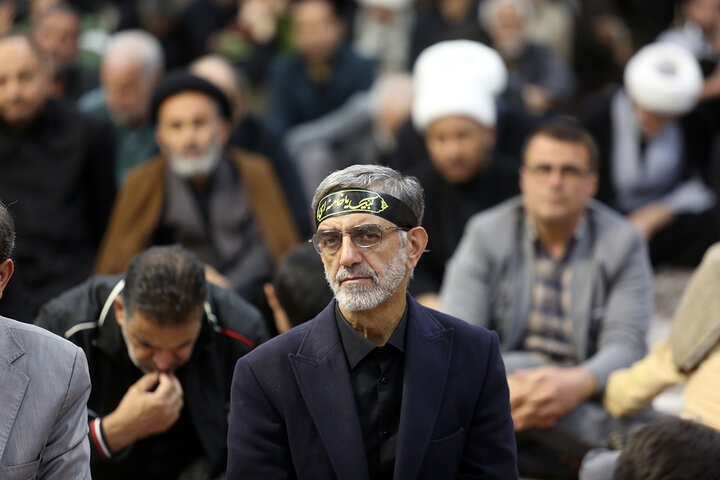 عزاداری ظهر اربعین رهبر شهید انقلاب در حرم بانوی کرامت
