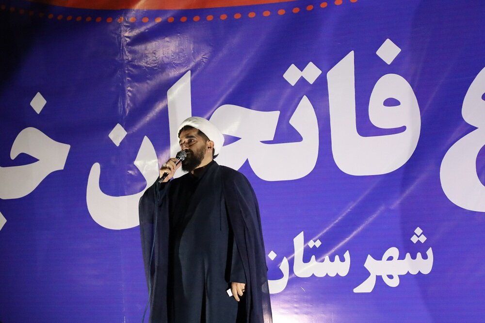 استقامت و مقاومت، از رموز پیروزی جبهه حق در تقابل تاریخی با باطل است