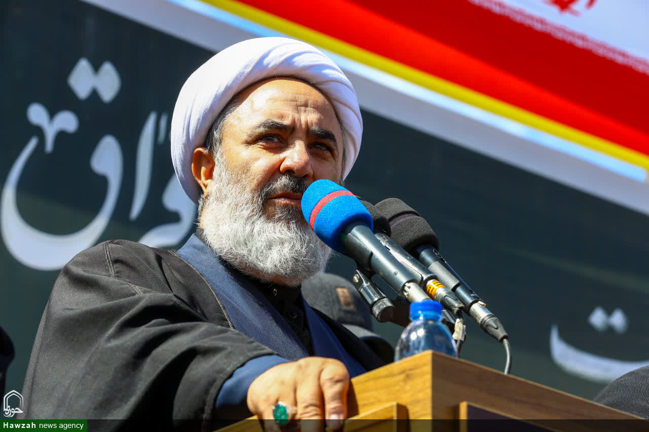 مسئولان و فرماندهان نظامی خود را سپر مردم کرده‌اند/اندیشه بسیجی، لرزه بر پیکره سلطه‌گران می‌اندازد