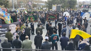 تصاویر/ عزاداری هیات های مذهبی شهرستان کارچان در اربعین قائد امت در میدان شهدای اراک