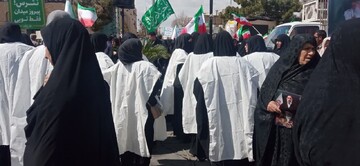 فیلم| اجتماع طلاب خواهر شهر اراک در اربعین قائد امت
