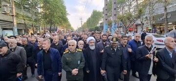 تصاویر / راهپیمایی هزاران نفر از دلدادگان رهبر شهید انقلاب (ره) در  در پایتخت علویان
