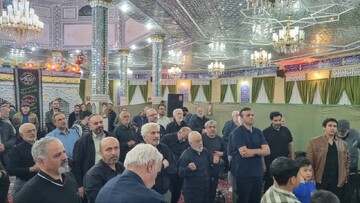تصاویر / مراسم چهلمین شب شهادت رهبر امت در بقعه «امامزاده محمد طاهر» رینه