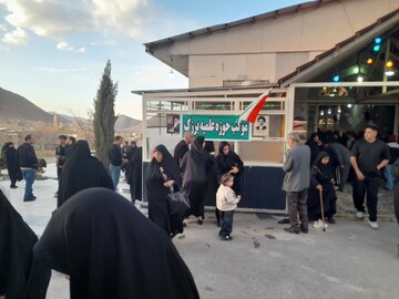 تصاویر/ موکب مدرسه علمیه امام کاظم(ع) برزک کاشان همزمان با ایام اربعین امام شهید