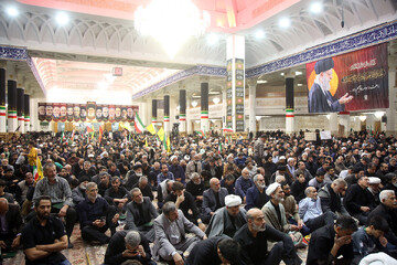 تصاویر/ عزاداری شام اربعین امام شهید در حرم کریمه اهل بیت (س)