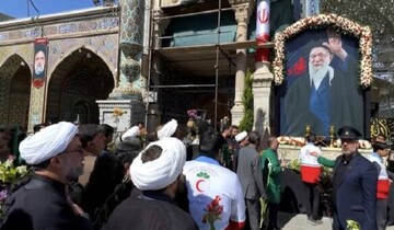 هیات‌های مذهبی قم در چهلم رهبر شهید اقامه عزا کردند