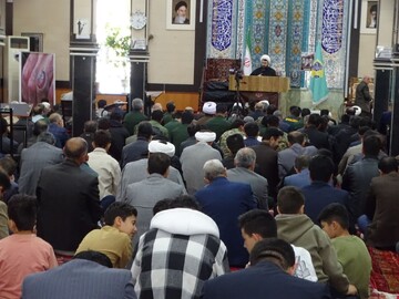 تصاویر/ اقامه نماز جمعه شهرستان چهاربرج
