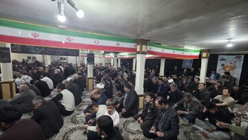 تصاویر/ اقامه نماز جمعه ماکو