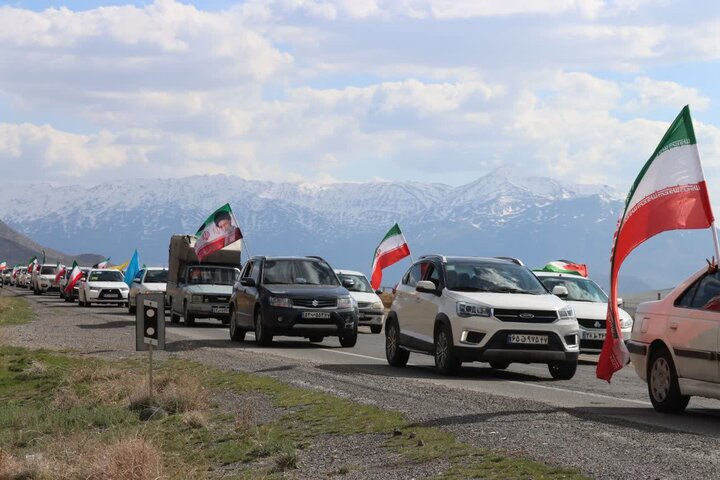 تصاویر/رژه خودرویی از ورودی شهر مهاجران تا روستای دهسد خنداب بمناسبت چهلمین روز شهادت حضرت امام‌خامنه‌ای «ره» و سپهبد شهید محمد‌پاکپور
