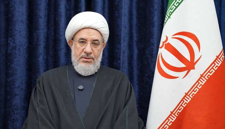 تجلیل آیت الله اراکی از نقش آیت الله حسینی بوشهری در انتخاب رهبر معظم انقلاب