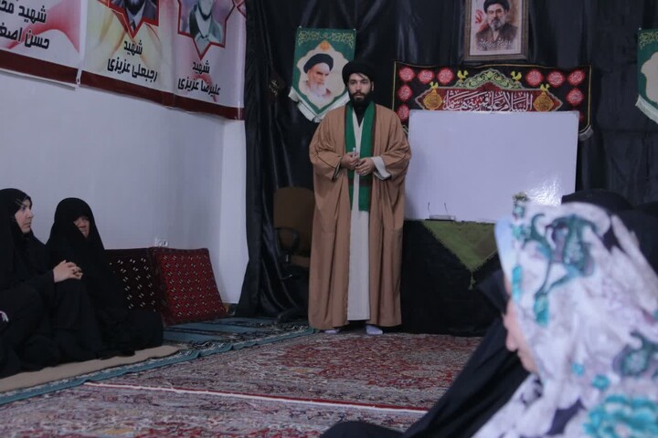 تصاویر/حضور طلاب مدرسه علمیه آیت الله آخوند در روستاهای اطراف همدان