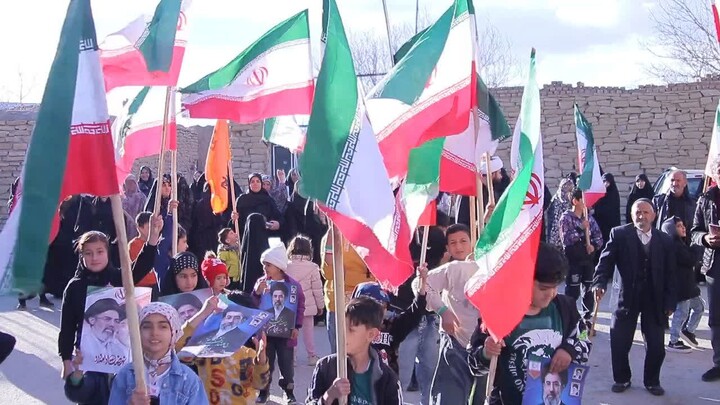 تصاویر/حضور طلاب مدرسه علمیه آیت الله آخوند در روستاهای اطراف همدان