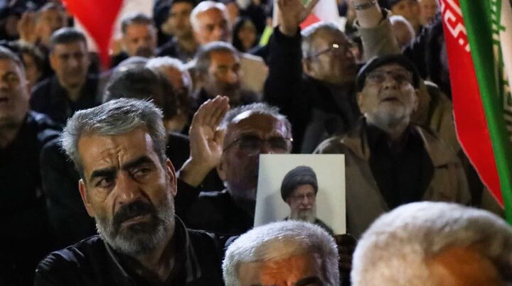 تصاویر/ شام اربعین قائد امت در باقرشهر و کهریزک