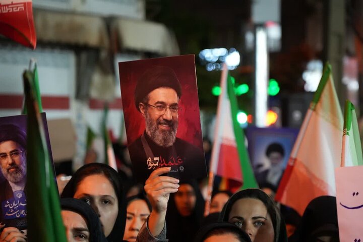 تصاویر/ شام اربعین قائد امت در باقرشهر و کهریزک