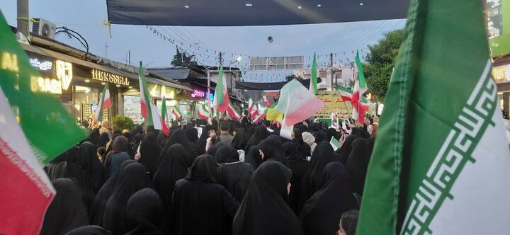 تصاویر / راهپیمایی هزاران نفر از دلدادگان رهبر شهید انقلاب (ره) در اربعین شهادت ایشان، در پایتخت علویان