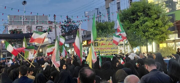 تصاویر / راهپیمایی هزاران نفر از دلدادگان رهبر شهید انقلاب (ره) در اربعین شهادت ایشان، در پایتخت علویان