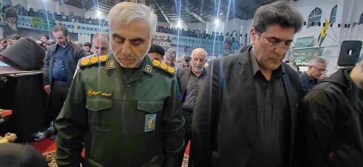 تصاویر / عزاداران اربعین شهادت امام خامنه ای (ره) در شهرستان آمل و اقامه باشکوه نماز جماعت در مصلّای قدس