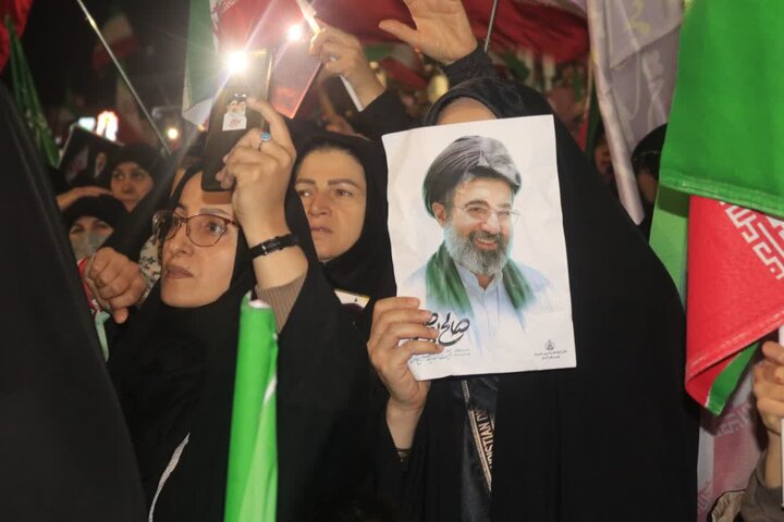 تصاویر / تجمع پرشکوه هزاران نفر از مردم آمل در بیستم فروردین