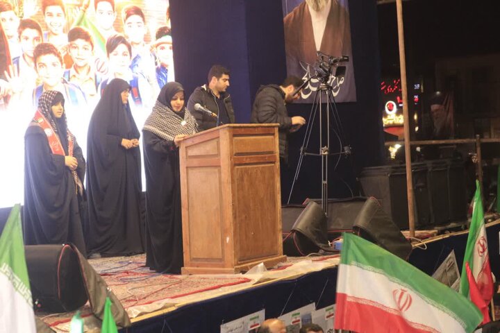 تصاویر / تجمع پرشکوه هزاران نفر از مردم آمل در بیستم فروردین