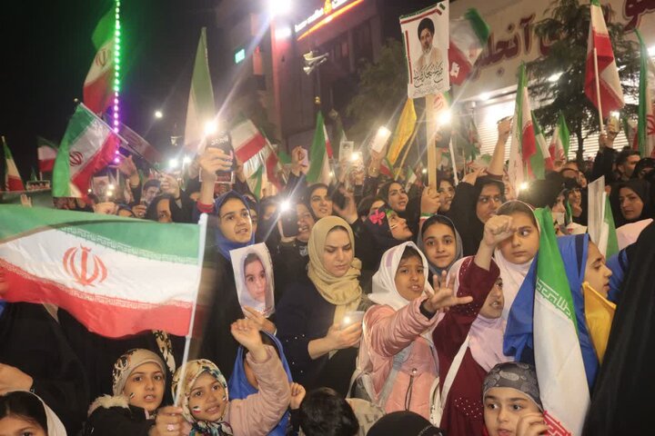 تصاویر / تجمع پرشکوه هزاران نفر از مردم آمل در بیستم فروردین