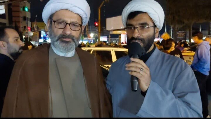 تصاویر . گوشه ای از فعالیت های تبلیغی موکب «شهدای روحانی شهرستان آمل» در بیستم فروردین