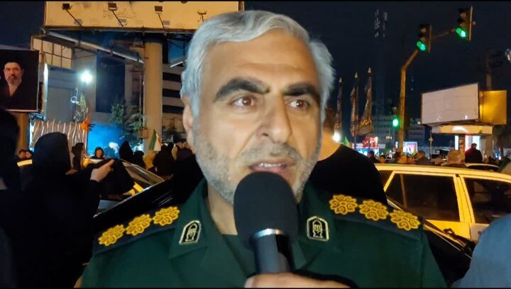 تصاویر . گوشه ای از فعالیت های تبلیغی موکب «شهدای روحانی شهرستان آمل» در بیستم فروردین