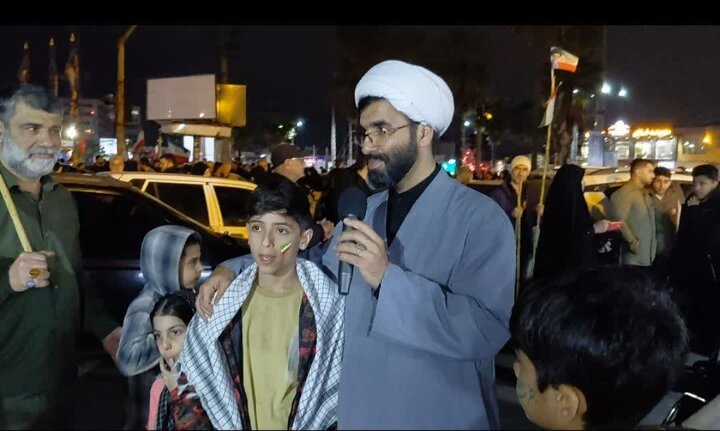 تصاویر . گوشه ای از فعالیت های تبلیغی موکب «شهدای روحانی شهرستان آمل» در بیستم فروردین