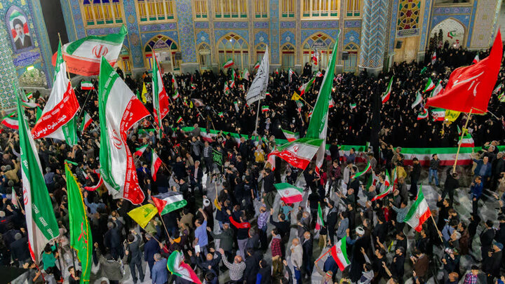 تصاویر/ چهلمین جمع مردمی شهرستان آران و بیدگل در نجف ایران