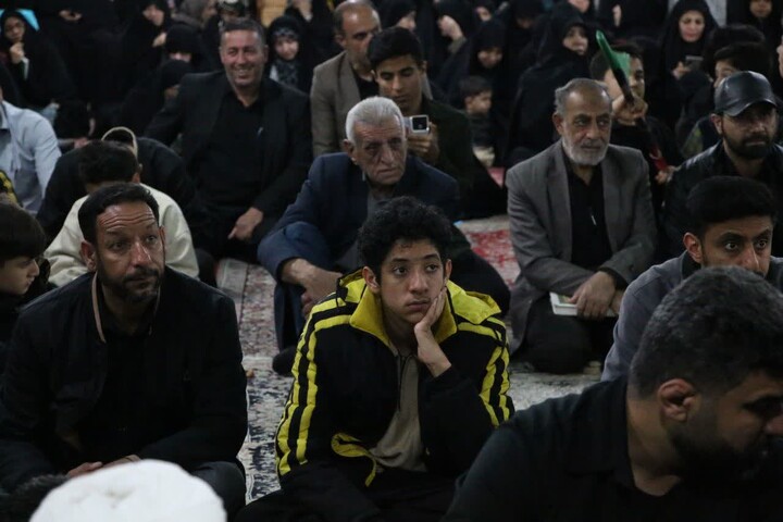 تصاویر/ برگزاری محفل قرآنی دانش‌آموزان استان سمنان در چهلم شهادت رهبر شهید و شهدای «شجره طیبه میناب»