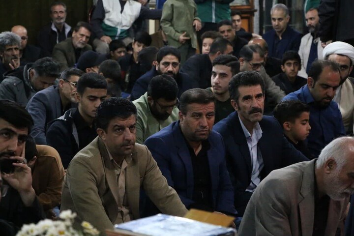تصاویر/ برگزاری محفل قرآنی دانش‌آموزان استان سمنان در چهلم شهادت رهبر شهید و شهدای «شجره طیبه میناب»