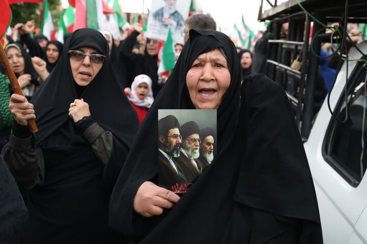 تصاویر/ اجتماع هیئات مذهبی یزد در چهلم شهادت امام خامنه ای