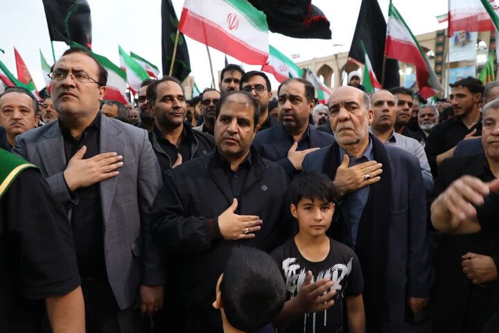 تصاویر/ اجتماع هیئات مذهبی یزد در چهلم شهادت امام خامنه ای