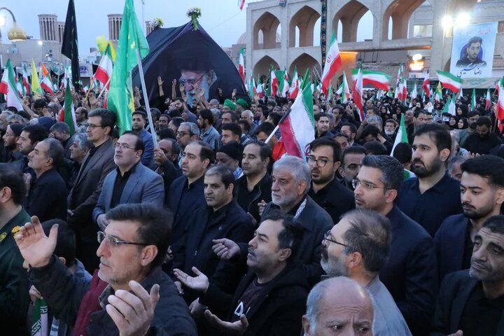 تصاویر/ اجتماع هیئات مذهبی یزد در چهلم شهادت امام خامنه ای
