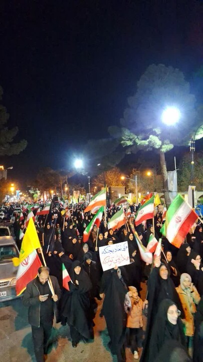 تصاویر/ لبیک دامغانی‌ها به امر امام انقلاب در «شب‌های اقتدار»