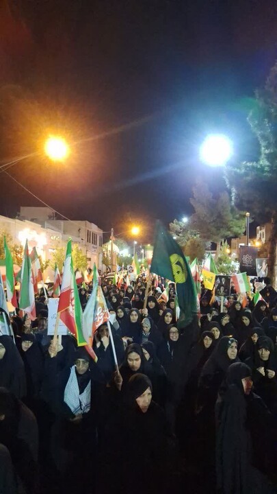 تصاویر/ لبیک دامغانی‌ها به امر امام انقلاب در «شب‌های اقتدار»