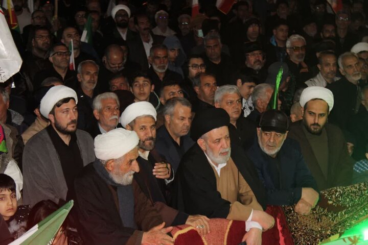 تصاویر/ تجمع مردم ماکو در لبیک گویی به رهبر معظم انقلاب