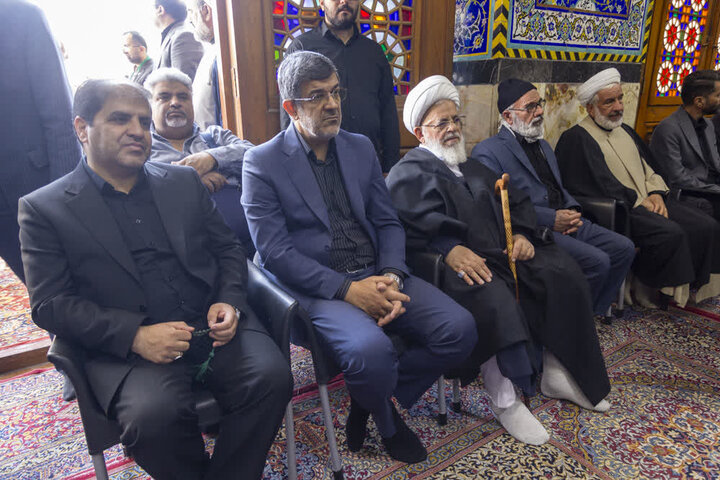 تصاویر/ بزرگداشت چهلم رهبر شهید در مسجد روضه محمدیه یزد
