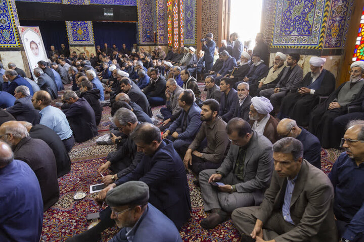 تصاویر/ بزرگداشت چهلم رهبر شهید در مسجد روضه محمدیه یزد
