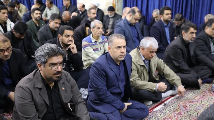 تصاویر/ بزرگداشت چهلم رهبر شهید در مسجد روضه محمدیه یزد