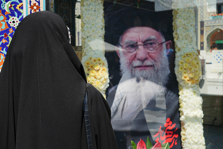 تصاویر/ حرم مطهر رضوی در چهلمین روز شهادت رهبر شهید انقلاب