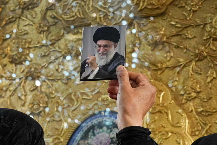 تصاویر/ حرم مطهر رضوی در چهلمین روز شهادت رهبر شهید انقلاب