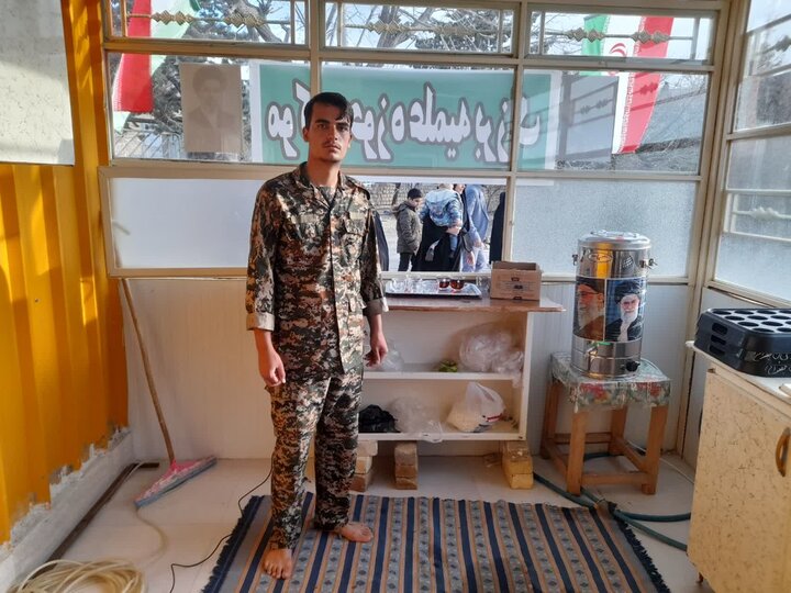 تصاویر/ موکب مدرسه علمیه امام کاظم(ع) برزک کاشان همزمان با ایام اربعین امام شهید قائد