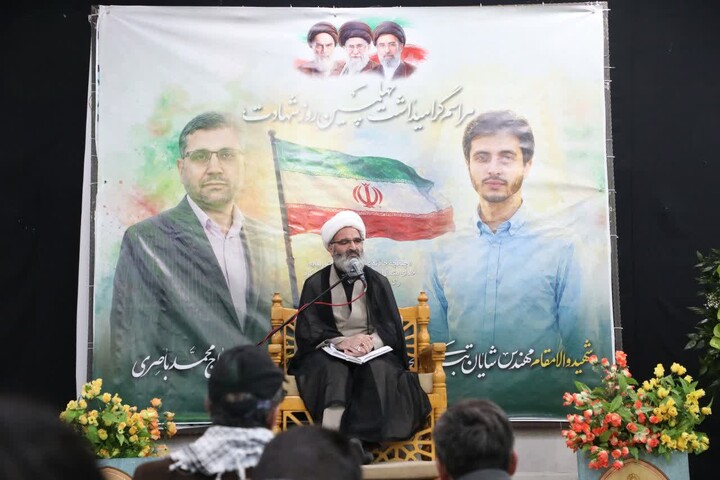 تصاویر/ مراسم بزرگداشت چهلمین روز شهادت حاج محمد باصری و مهندس شایان تبریزی‌امجد در سمنان