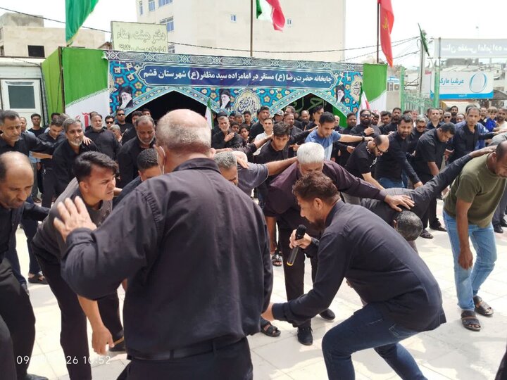 تصاویر/ مراسم بزرگداشت چهلمین روز شهادت قائد امت اسلامی در شهر قشم