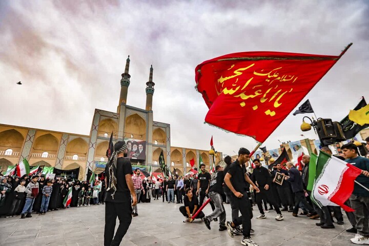 تصاویر/ تصاویر هوایی نخل‌برداری یزدی‌ها در اربعین قائد امت